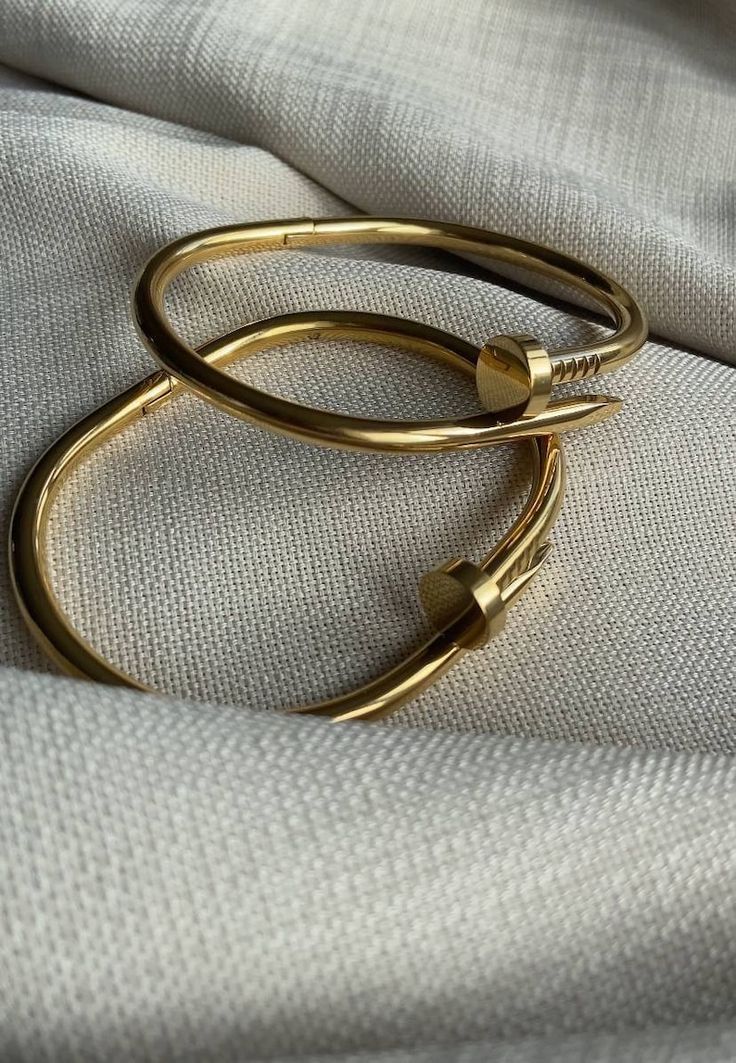 Luxe Nail Cuff