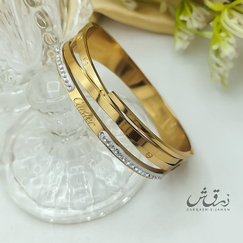 Luxe Radiance Gold Bangle